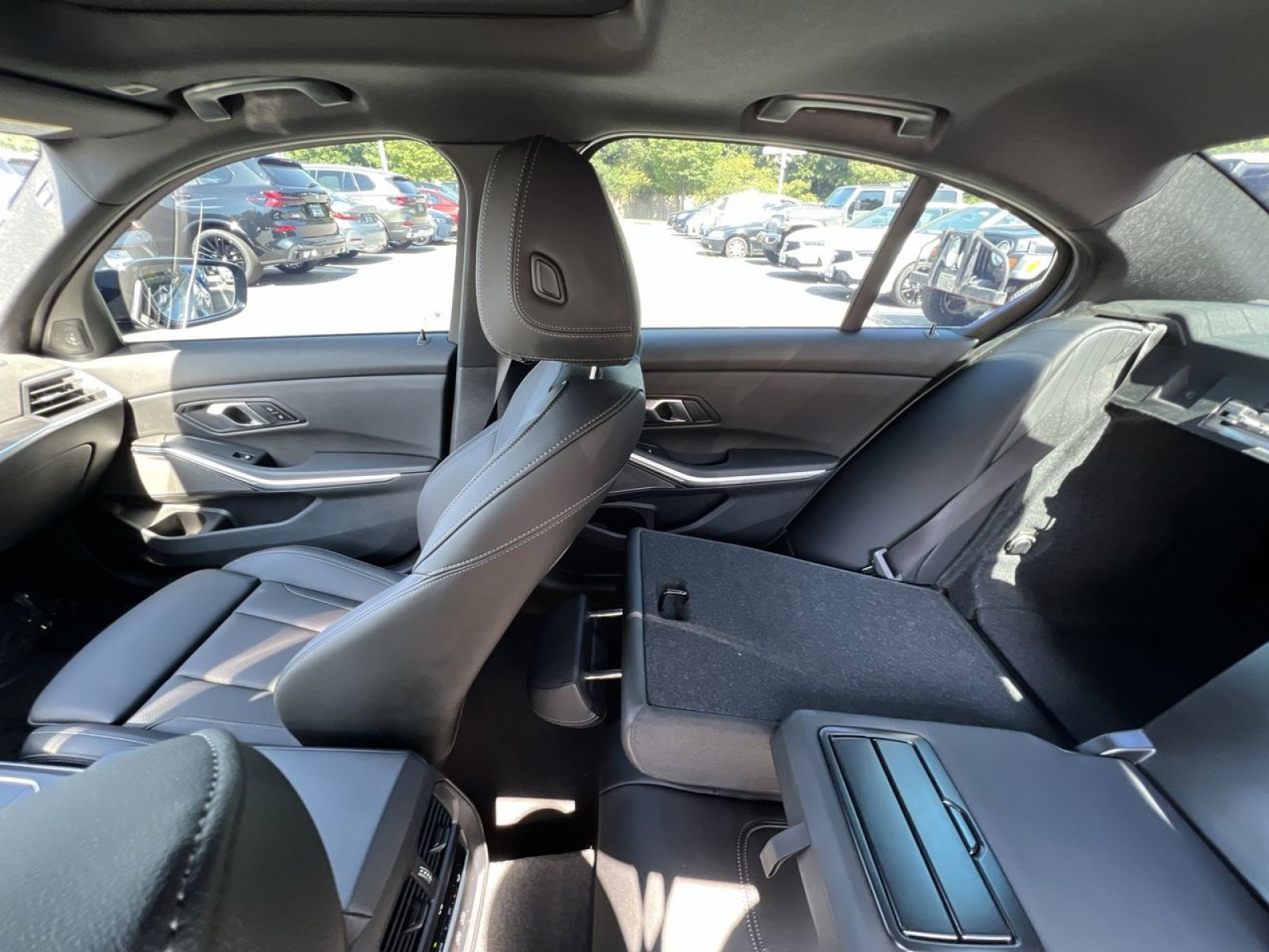 Used 2024 BMW M340i w/ Premium Package RWD image 3