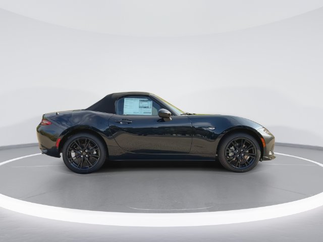 New 2026 MAZDA MX-5 Miata Club w/ Interior Package RWD image 9