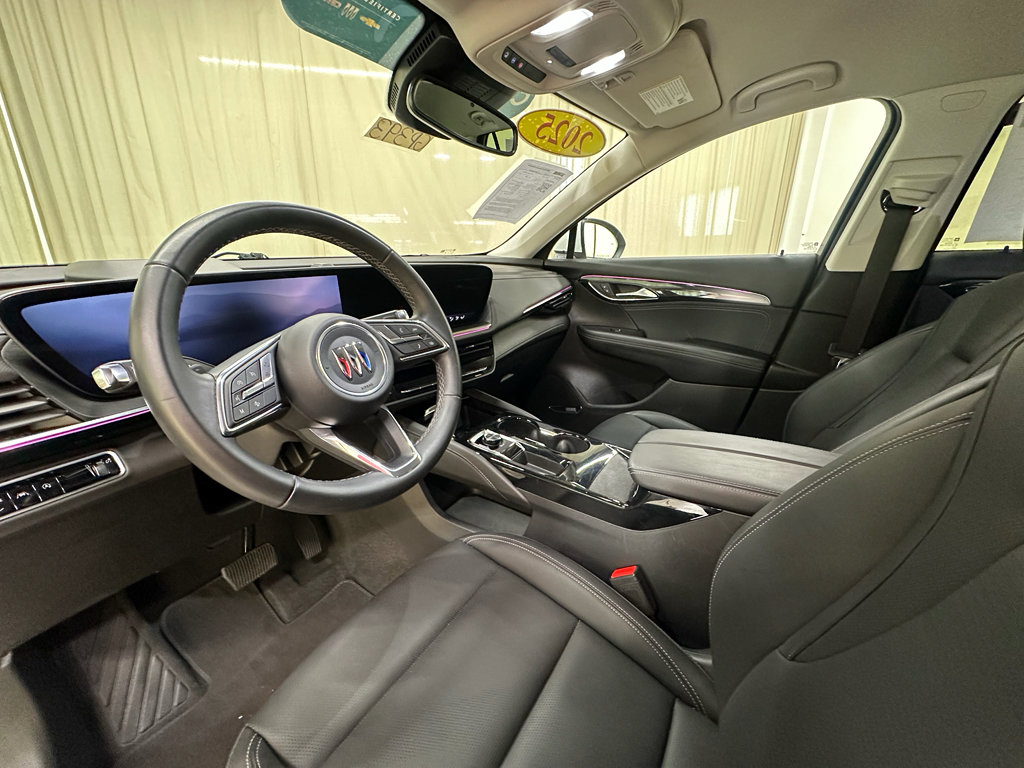 Used 2025 Buick Envision Preferred AWD/4WD image 20