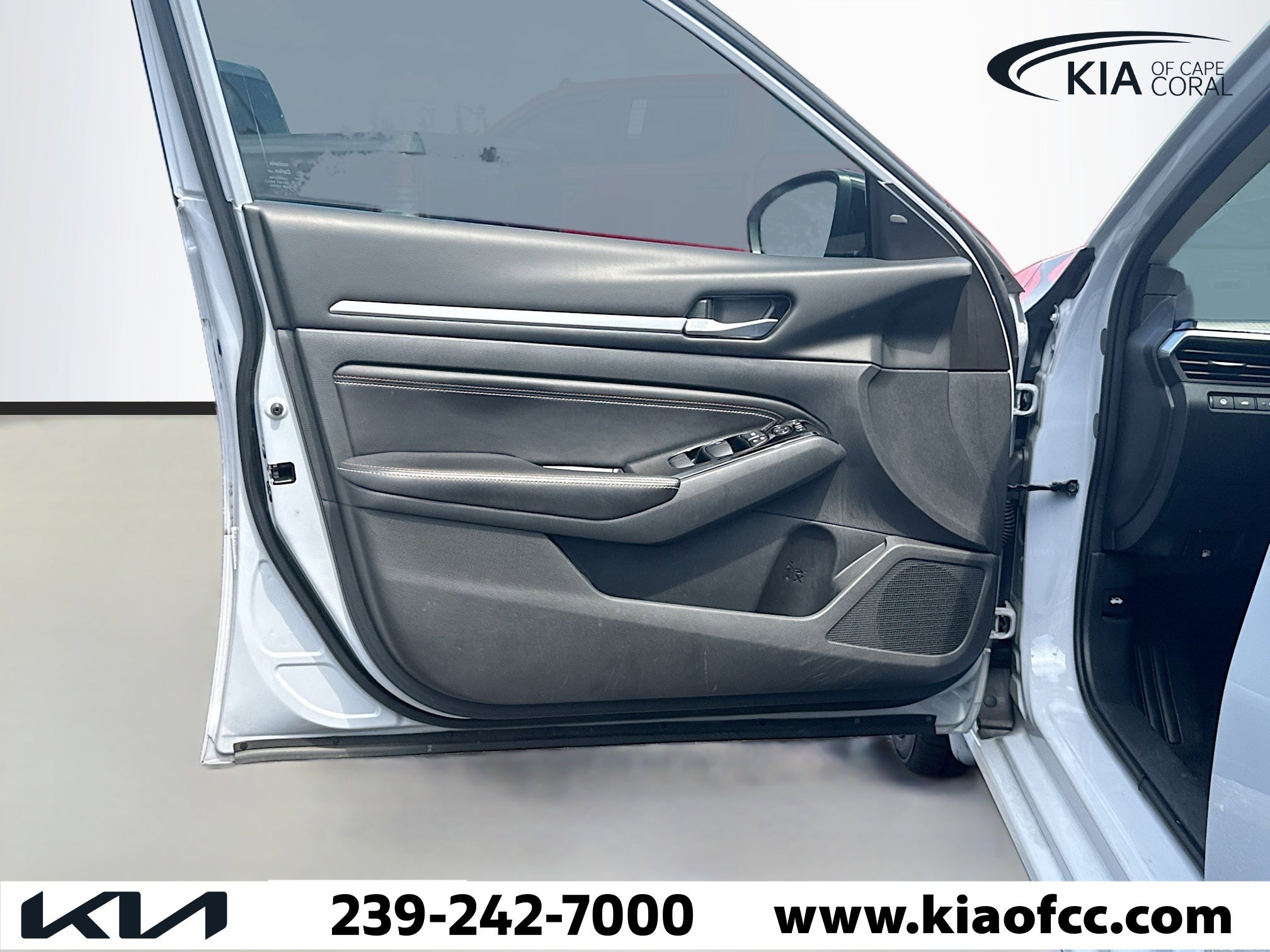 Used 2023 Nissan Altima 2.0 SR image 19