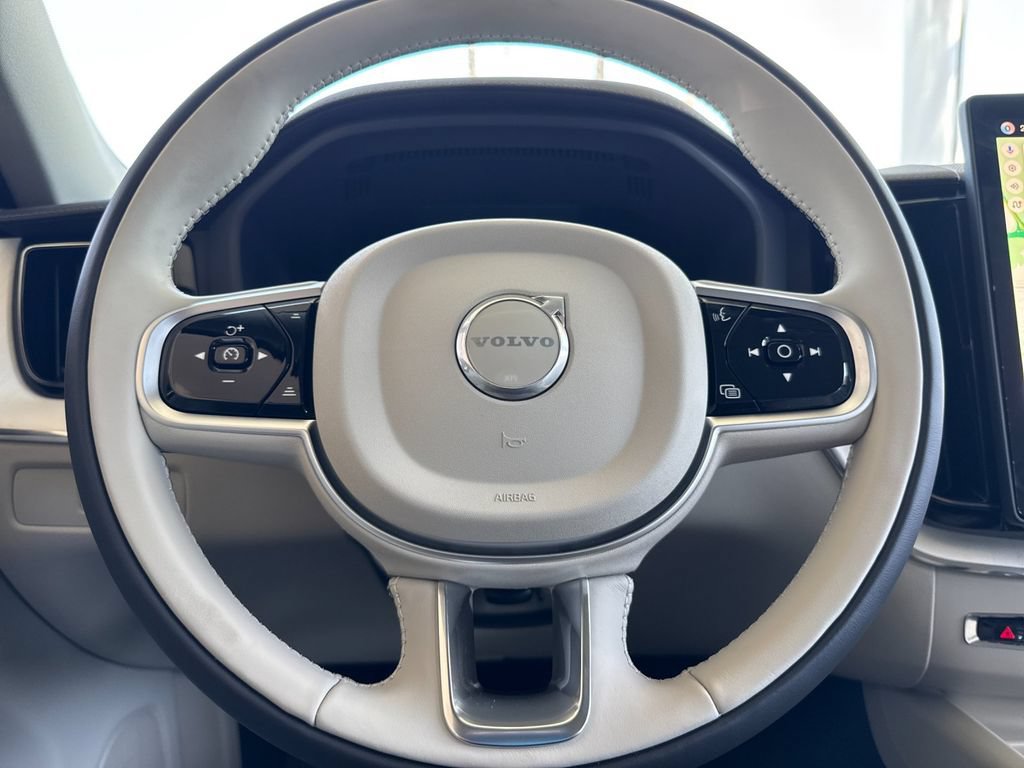 New 2026 Volvo XC60 T8 Ultra w/ Protection Package Premier AWD/4WD image 23