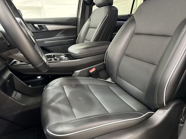 Certified 2025 Buick Enclave Preferred image 19