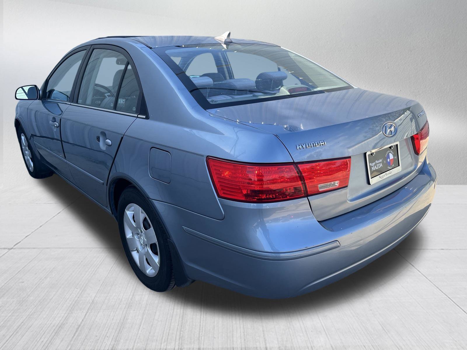 Used 2010 Hyundai Sonata GLS FWD image 6