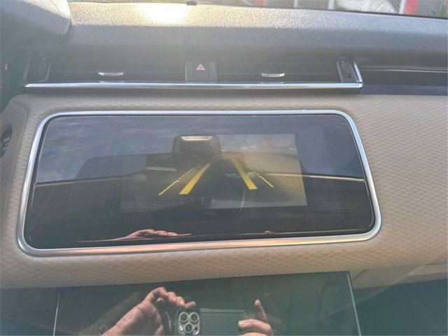 Used 2018 Land Rover Range Rover Velar S image 14