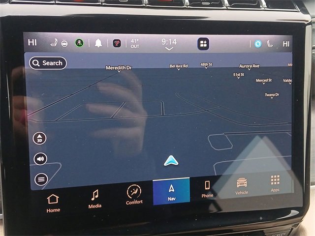 Used 2024 Jeep Grand Cherokee L Limited w/ Black Appearance Package image 18