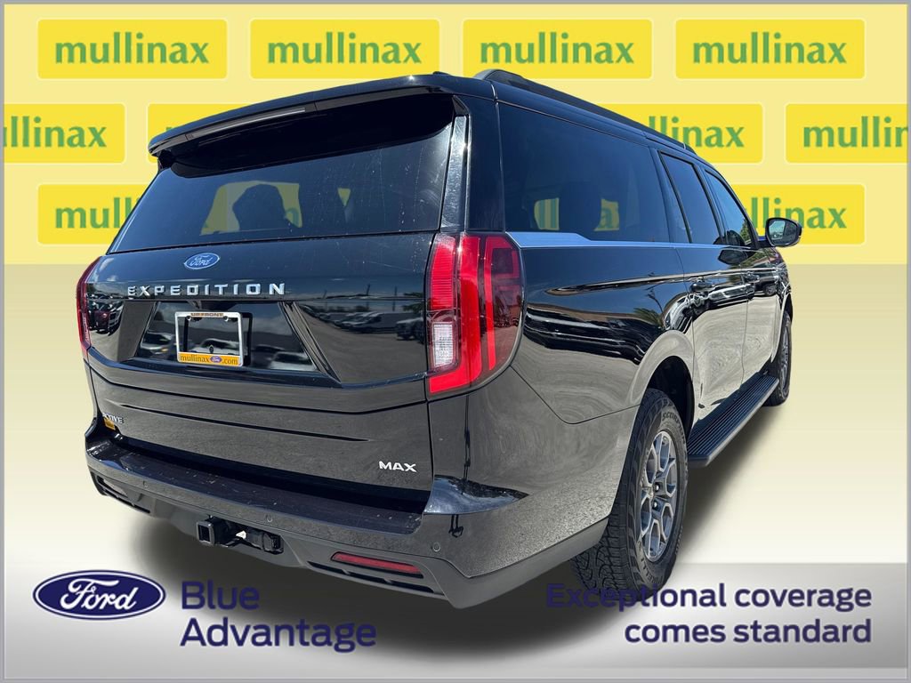Used 2025 Ford Expedition Max Active RWD image 4