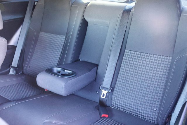 Used 2018 Dodge Challenger R/T image 13