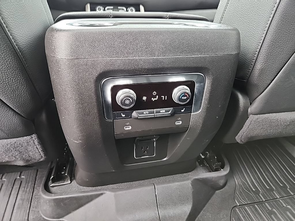 Certified 2024 GMC Yukon Denali w/ Max Trailering Package AWD/4WD image 45