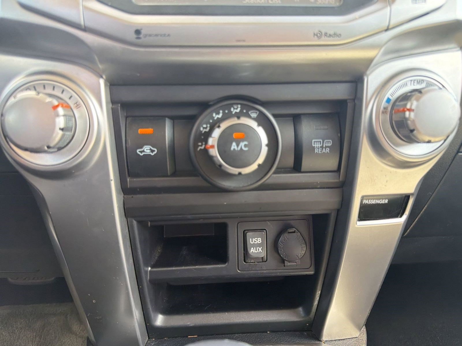 Used 2016 Toyota 4Runner SR5 Premium RWD image 16