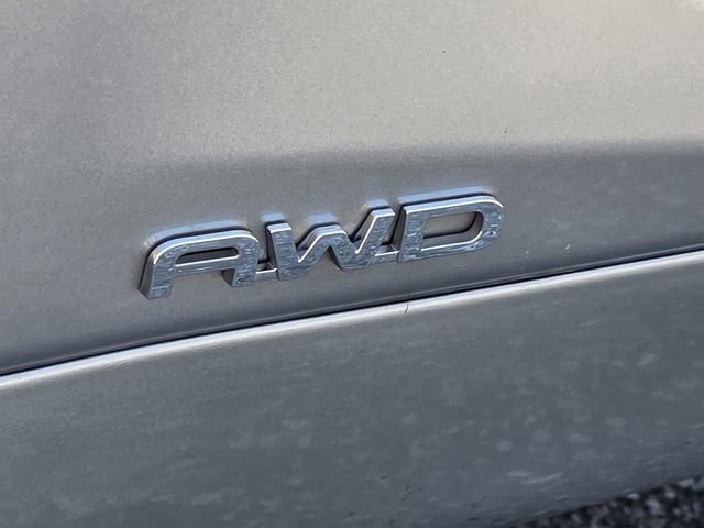 Used 2022 Toyota Highlander XLE image 32