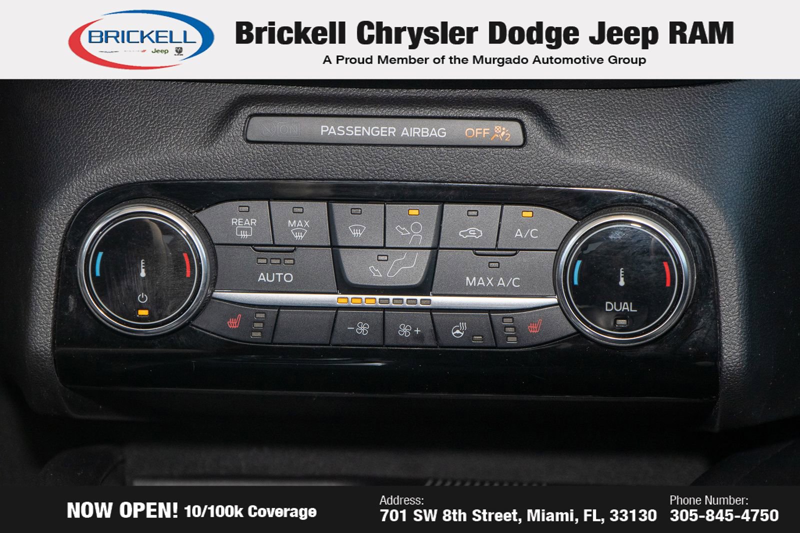 Used 2022 Ford Escape SE w/ SE Sport Appearance Package image 23