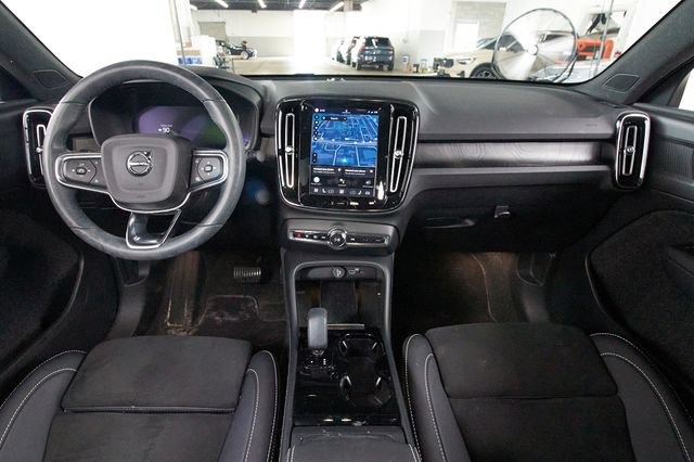 Used 2023 Volvo C40 P8 Recharge Plus AWD/4WD image 6