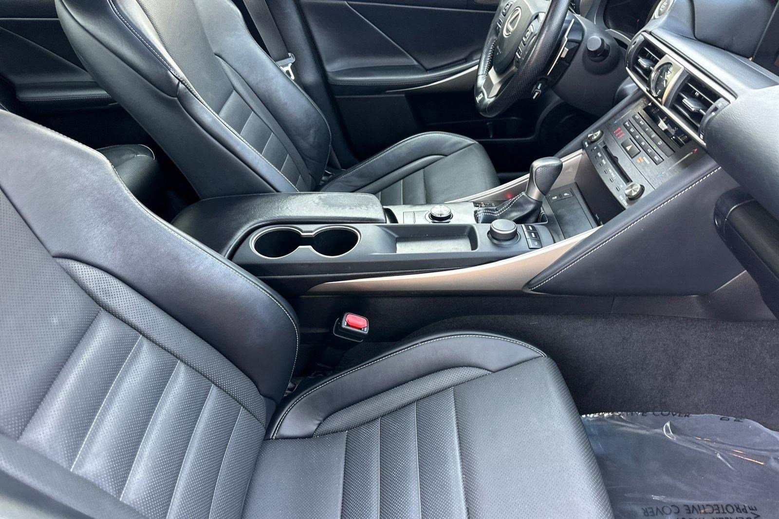 Certified 2020 Lexus IS 350 F Sport w/ F Sport Package image 31