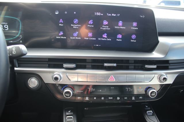 Used 2024 Kia Telluride S w/ S Sunroof Package image 4