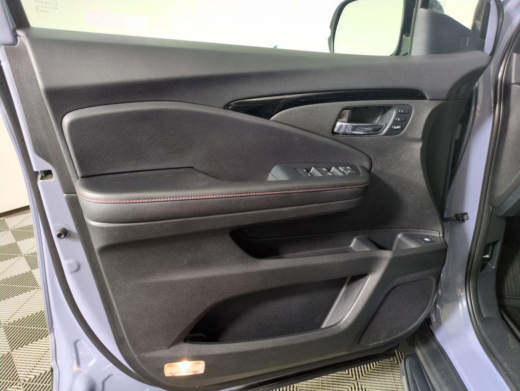Certified 2023 Honda Ridgeline Black Edition image 14