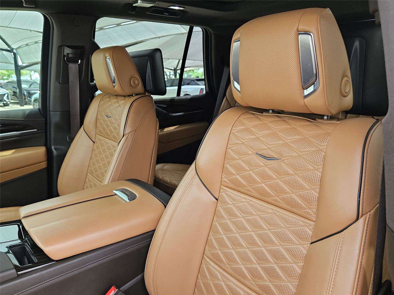 Used 2021 Cadillac Escalade Sport w/ Driver Assist Tech Package AWD/4WD image 10