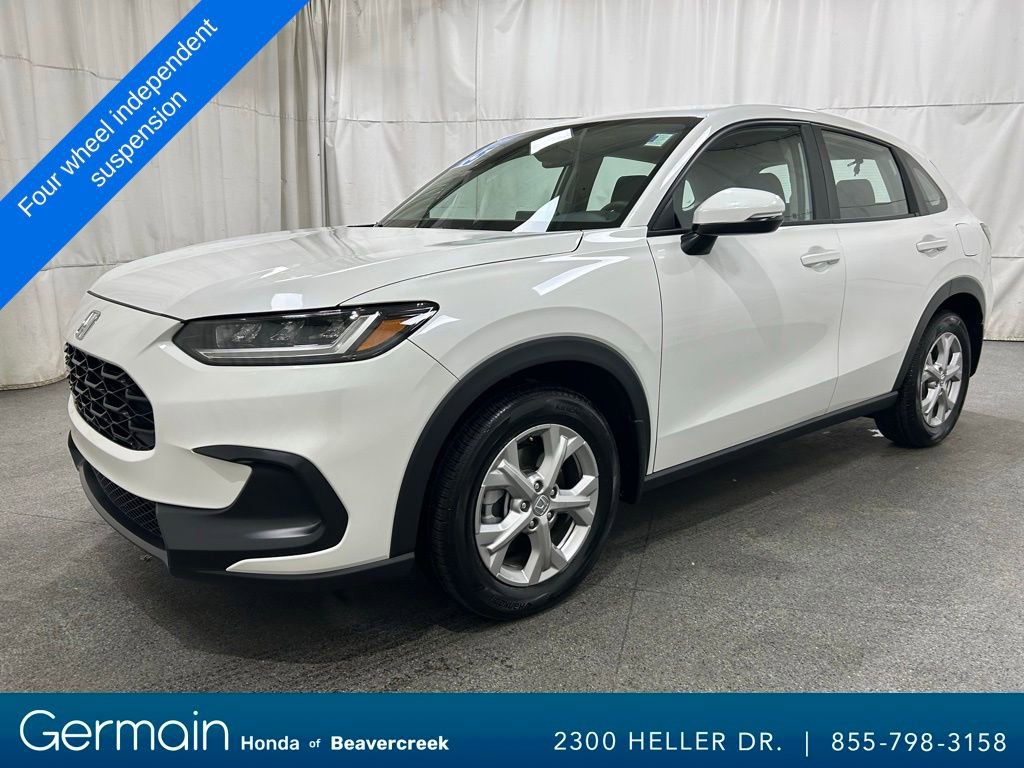 Certified 2025 Honda HR-V LX image 4