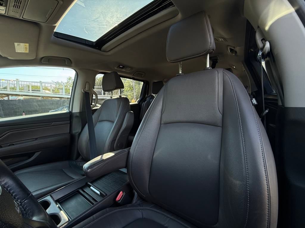 Used 2022 Honda Odyssey EX-L image 25