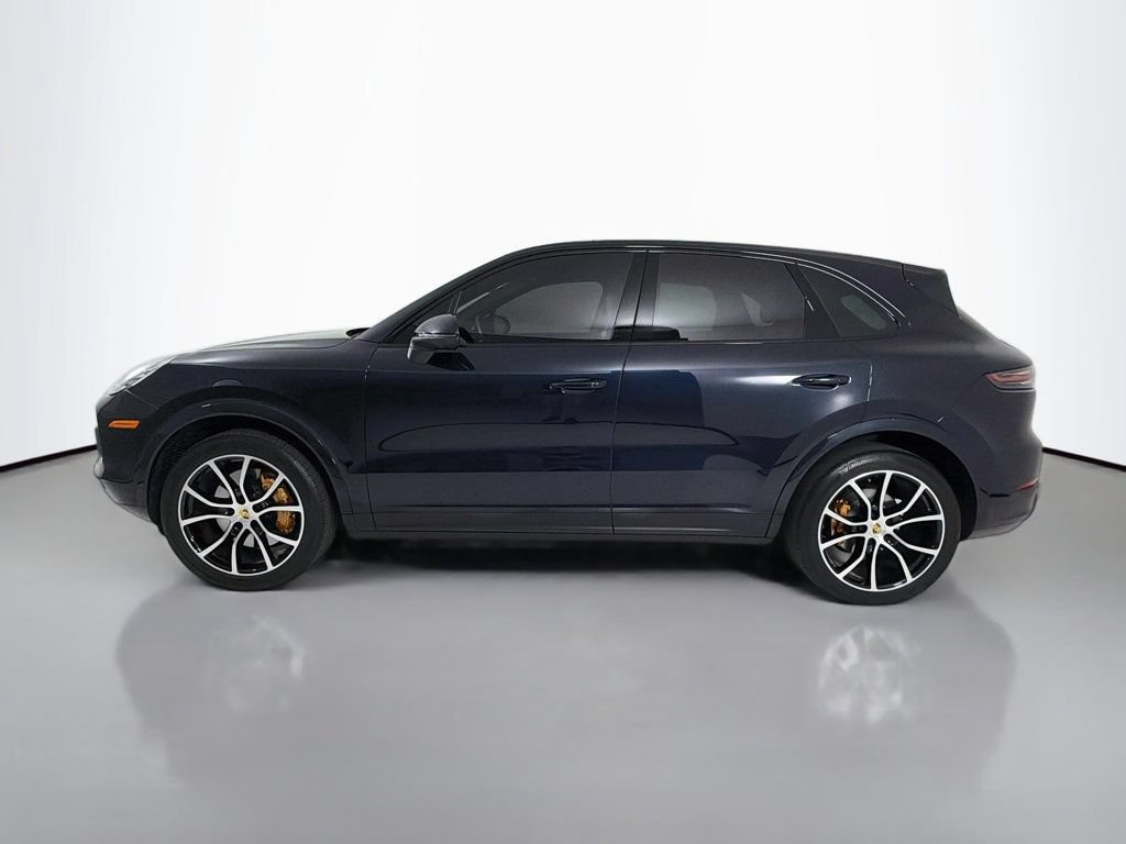 Certified 2023 Porsche Cayenne AWD/4WD image 2