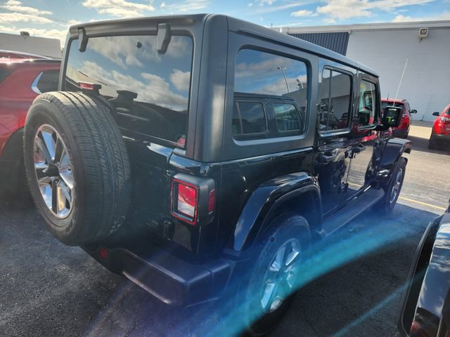 Used 2021 Jeep Wrangler Unlimited Sahara AWD/4WD image 4
