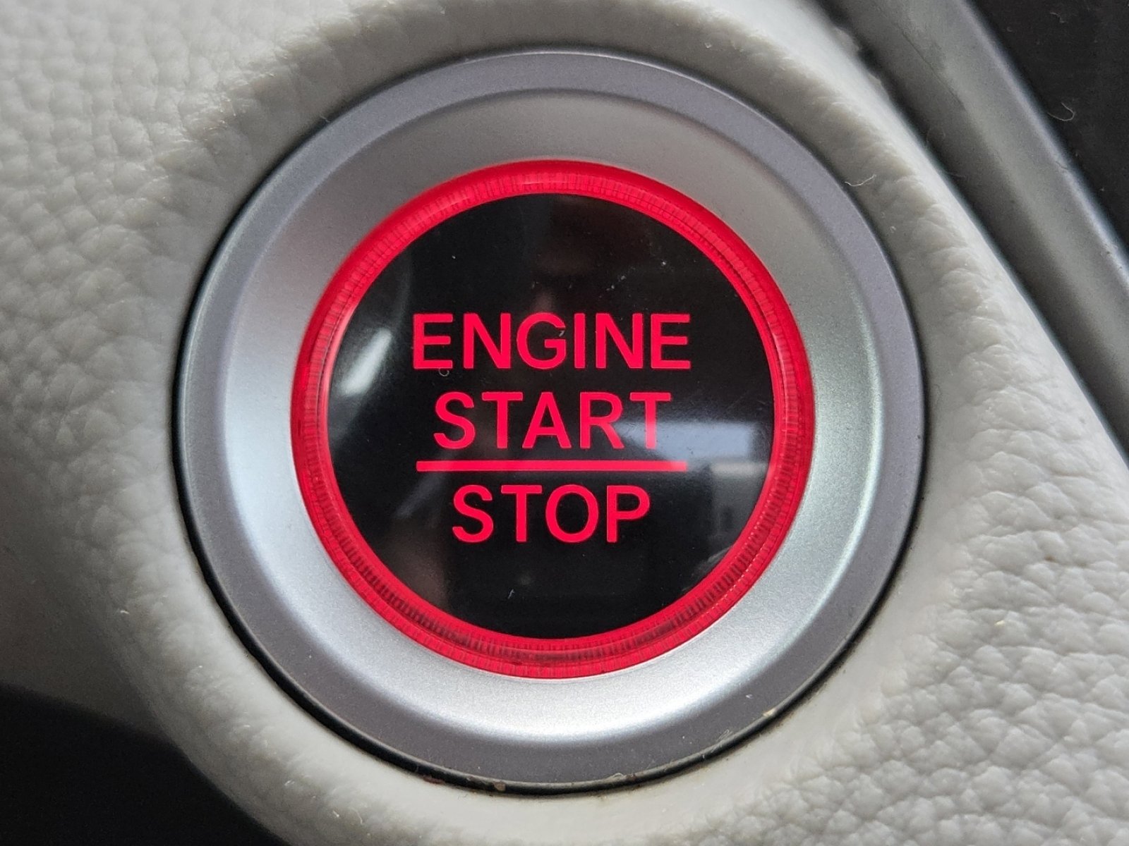 Used 2018 Honda Accord EX image 33