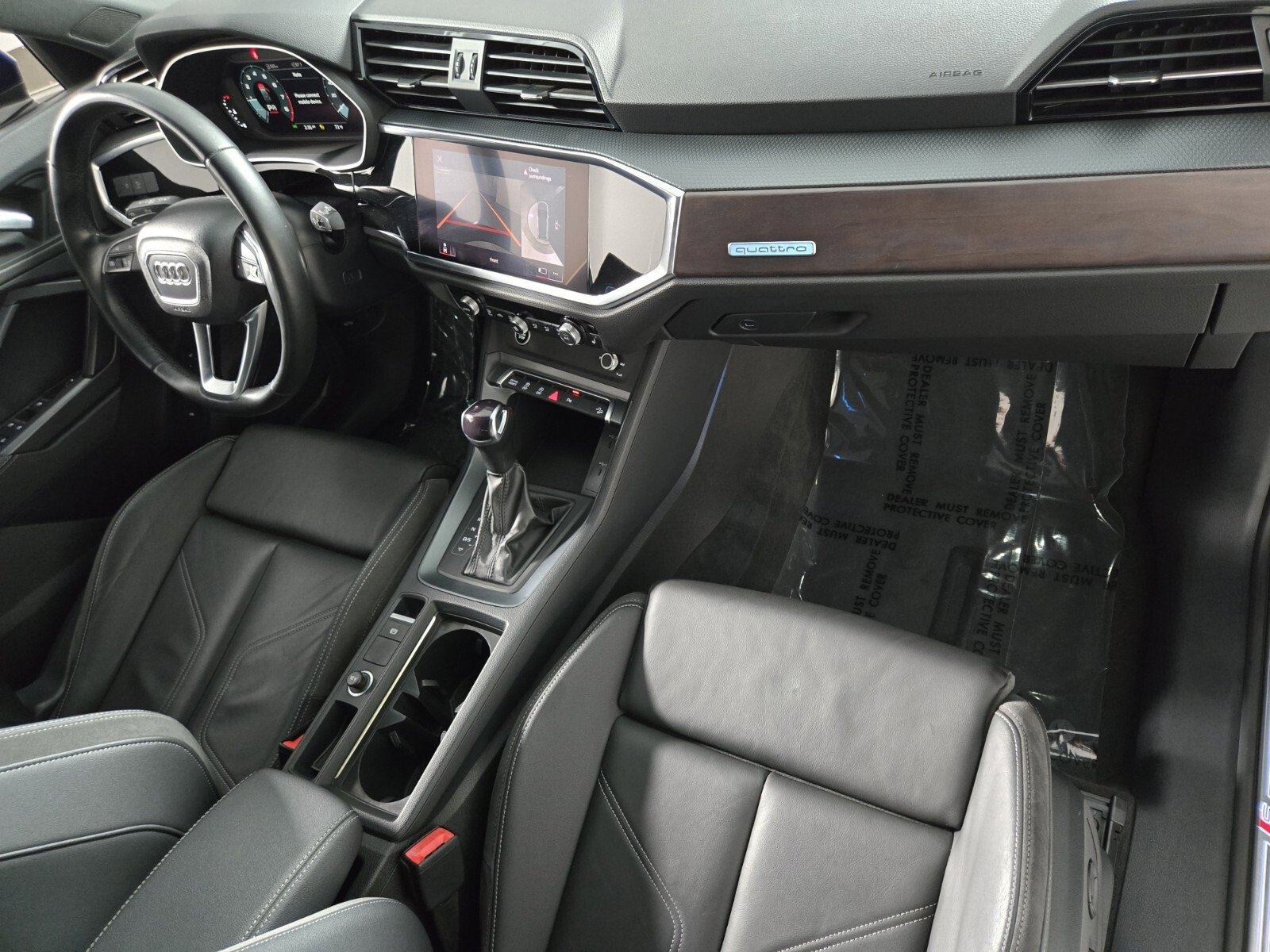 Used 2022 Audi Q3 2.0T Premium Plus w/ Premium Plus Package image 19