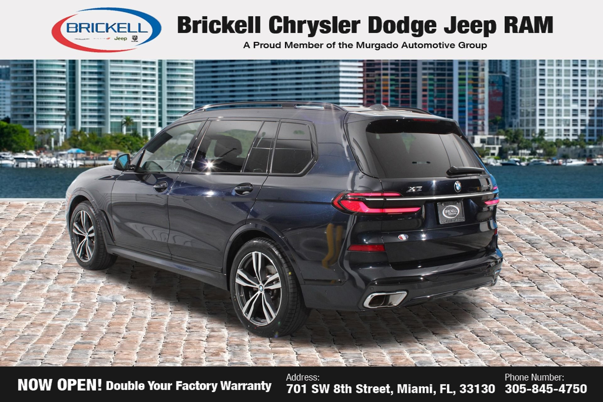 Used 2025 BMW X7 xDrive40i w/ M Sport Package AWD/4WD image 3
