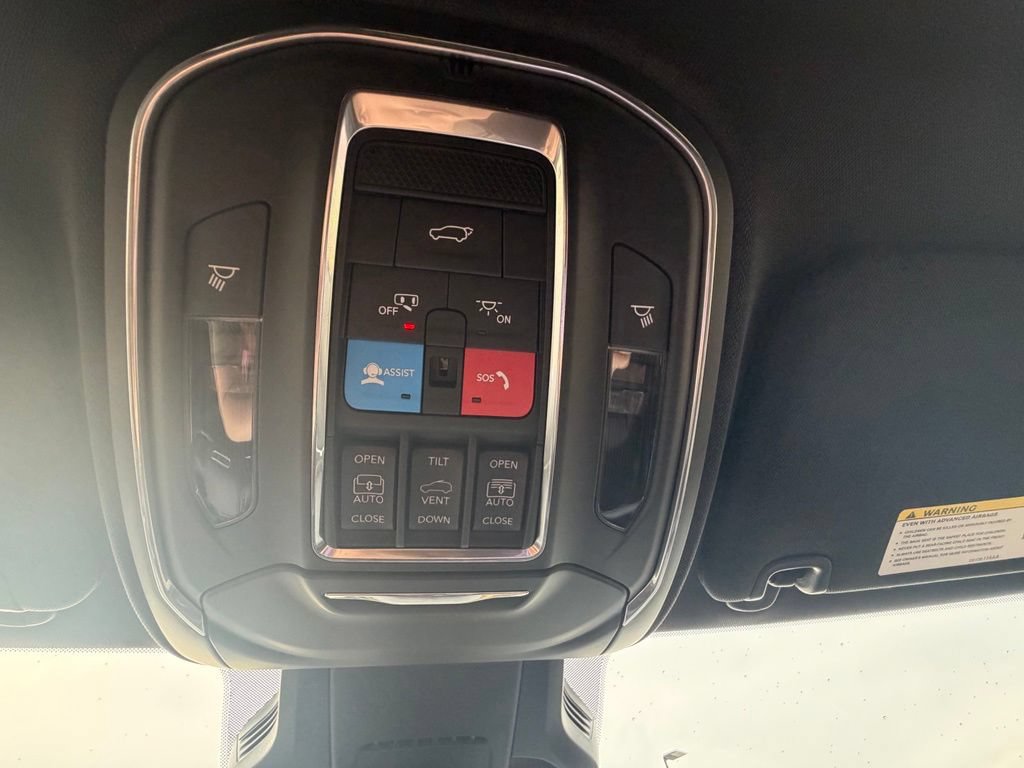 Used 2025 Jeep Wagoneer S Limited w/ Comfort Package AWD/4WD image 67