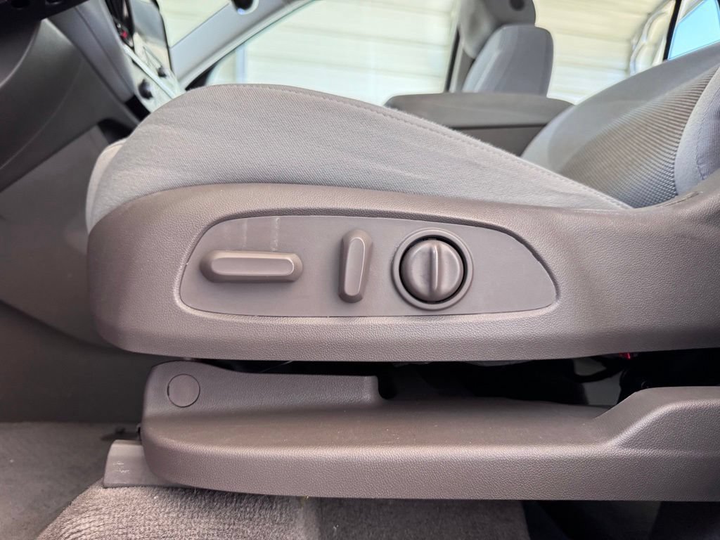 Used 2020 Chevrolet Traverse LT FWD image 7