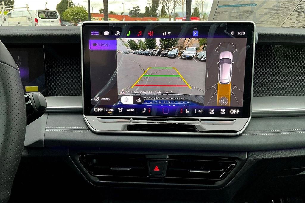 New 2026 Volkswagen Tiguan SE R-Line image 12