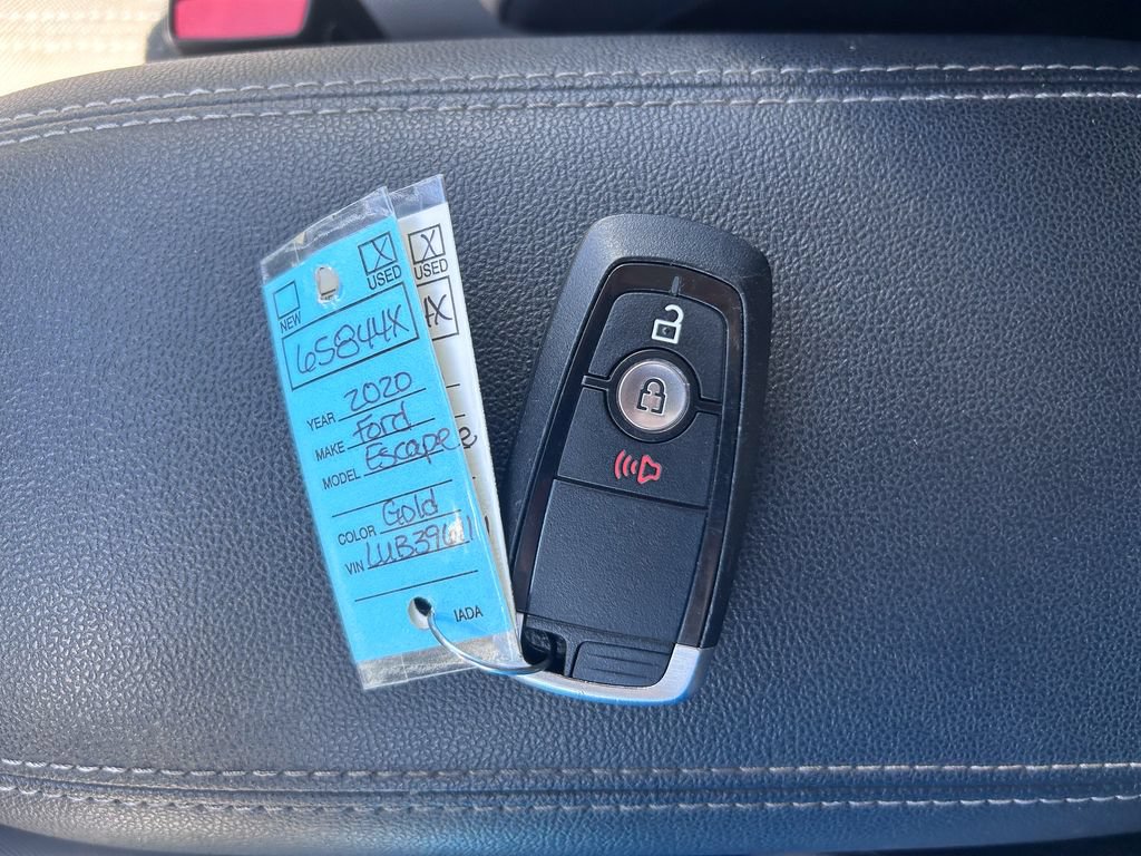 Used 2020 Ford Escape SE AWD/4WD image 29