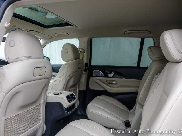 Used 2020 Mercedes-Benz GLS 450 4MATIC image 15