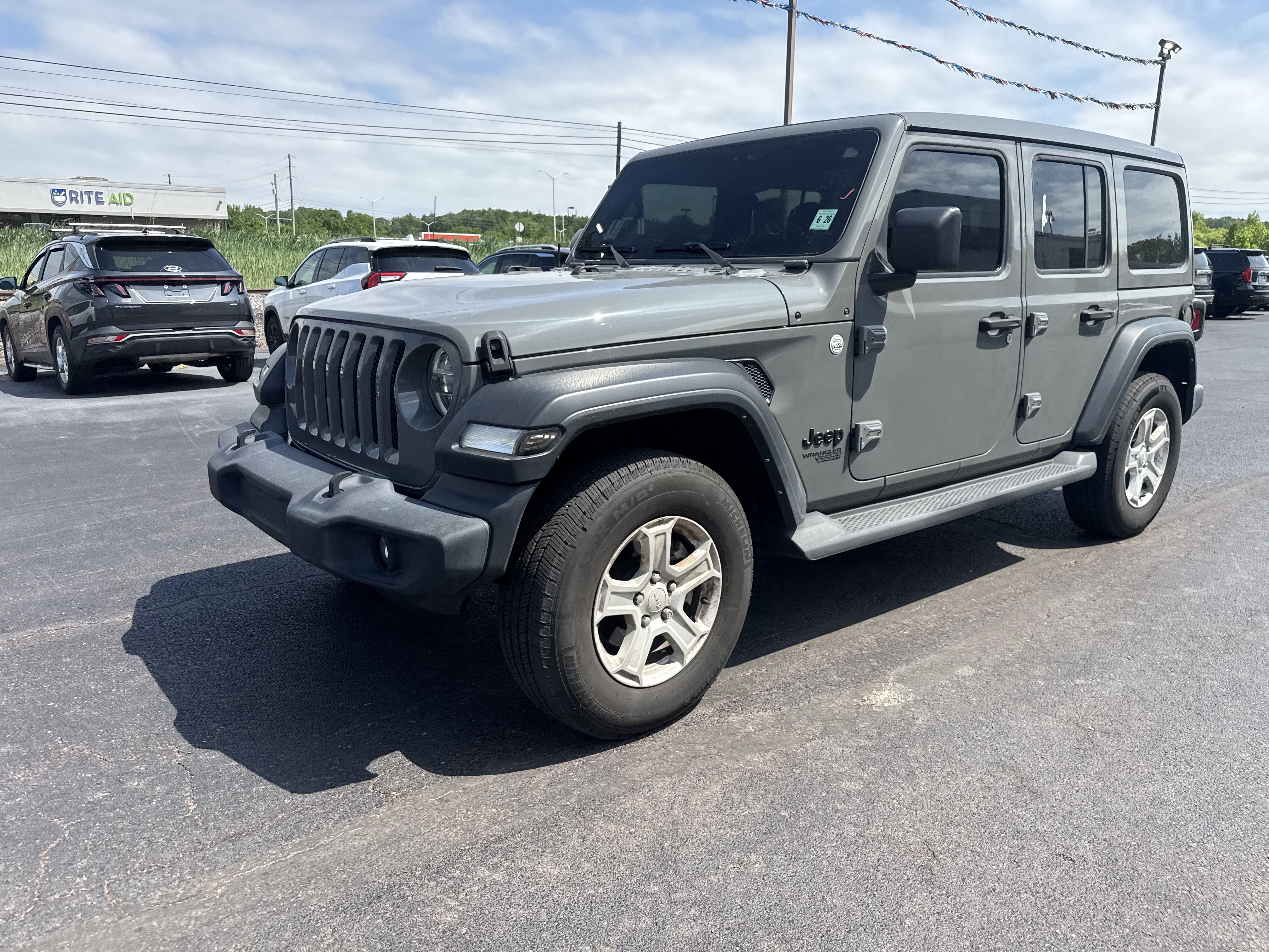 Used 2021 Jeep Wrangler Unlimited Sport w/ Sun And Sound Package AWD/4WD image 8