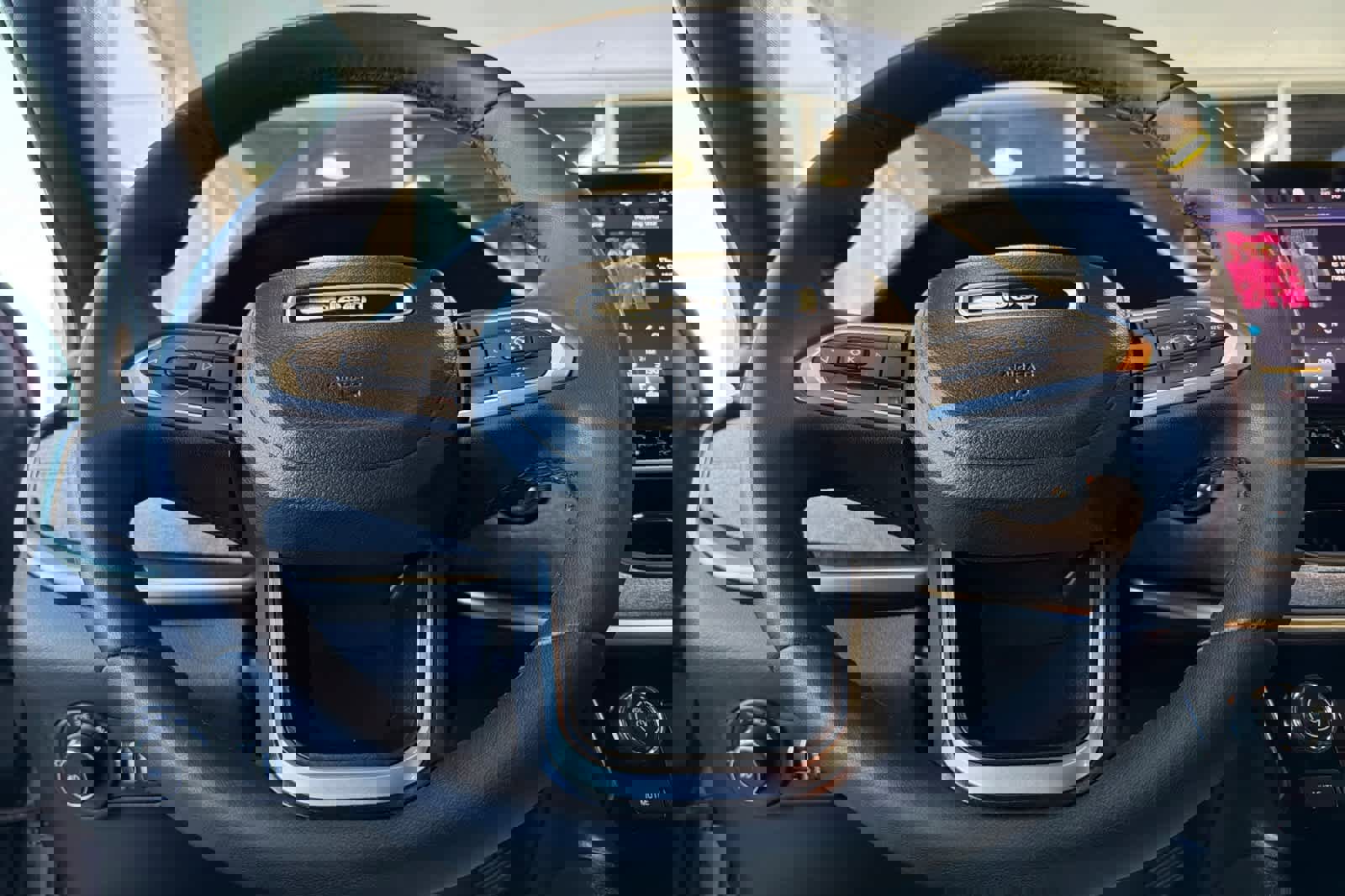 Used 2024 Jeep Compass Latitude image 25