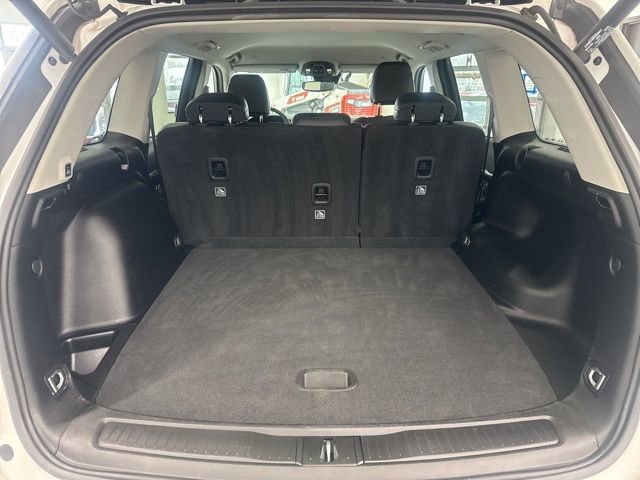 Used 2023 Jeep Grand Cherokee Limited image 10