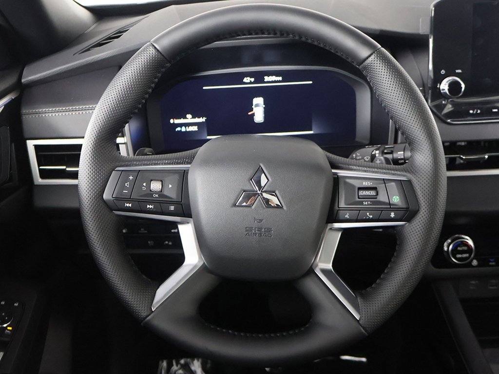 New 2025 Mitsubishi Outlander SEL Black Edition image 44