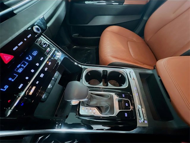 Used 2024 Kia Carnival SX image 24