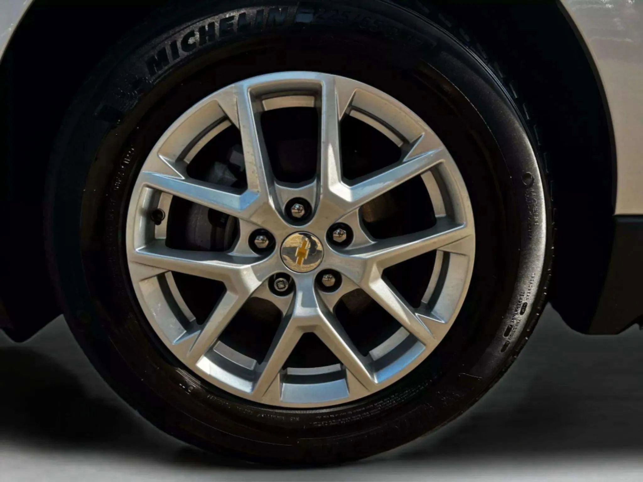 Used 2022 Chevrolet Equinox LT image 35