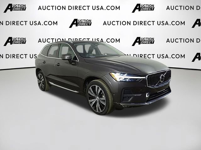 Used 2023 Volvo XC60 B5 Plus image 2