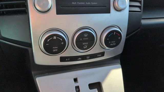 Used 2007 MAZDA MAZDA5 Touring image 7