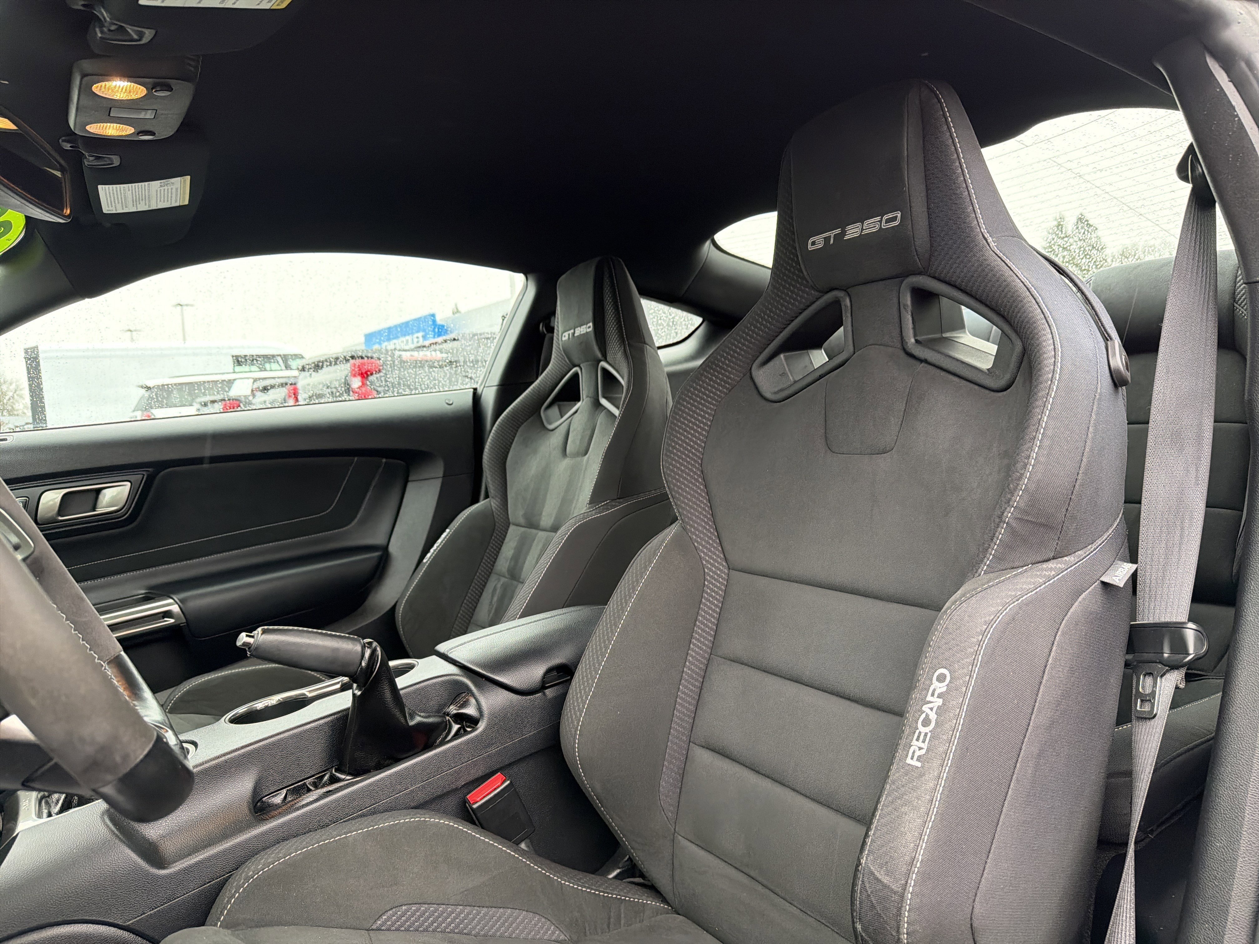 Used 2016 Ford Mustang Shelby GT350 w/ Track Package image 11