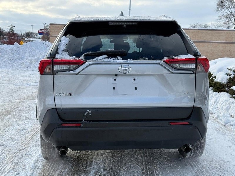 Used 2020 Toyota RAV4 LE w/ Carpet Mat Package image 4