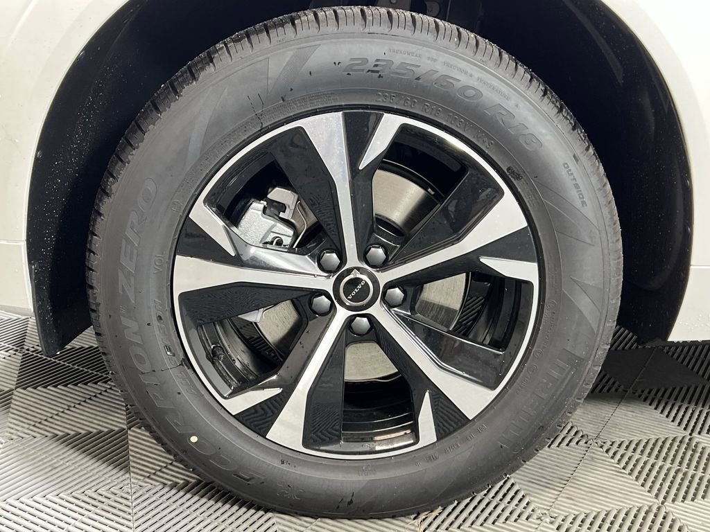 New 2026 Volvo XC60 B5 Core image 19