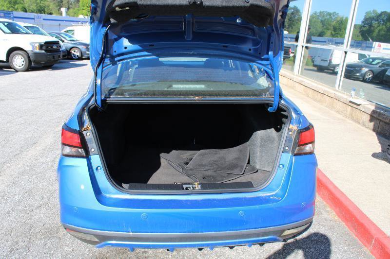 Used 2020 Nissan Versa SR image 13