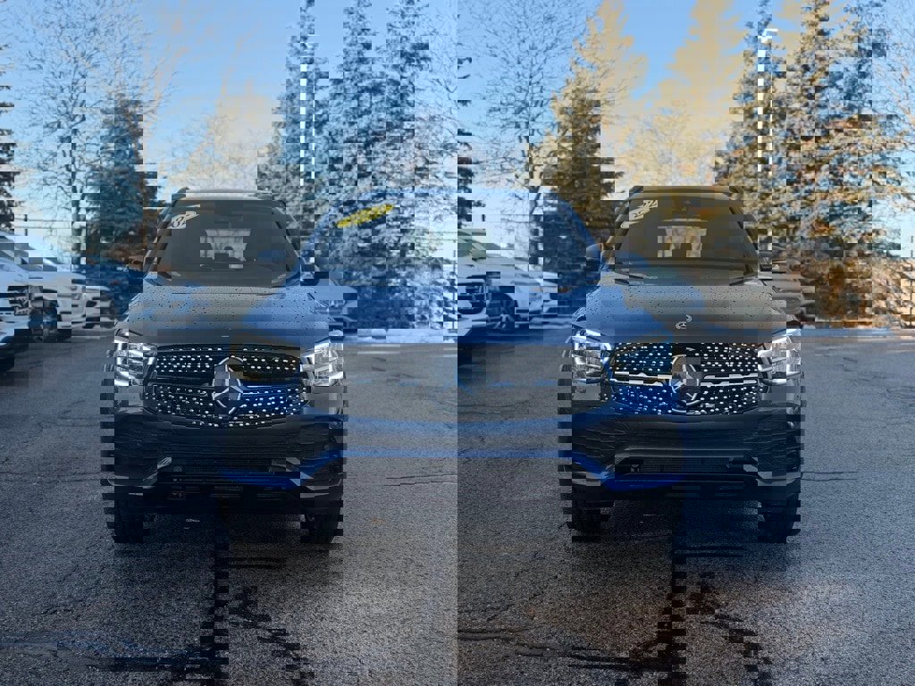 Used 2022 Mercedes-Benz GLC 300 4MATIC image 2