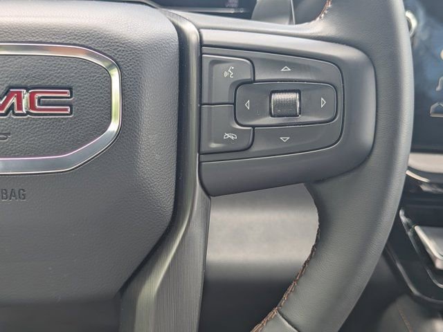 Used 2023 GMC Sierra 1500 AT4 w/ AT4 Premium Package AWD/4WD image 22
