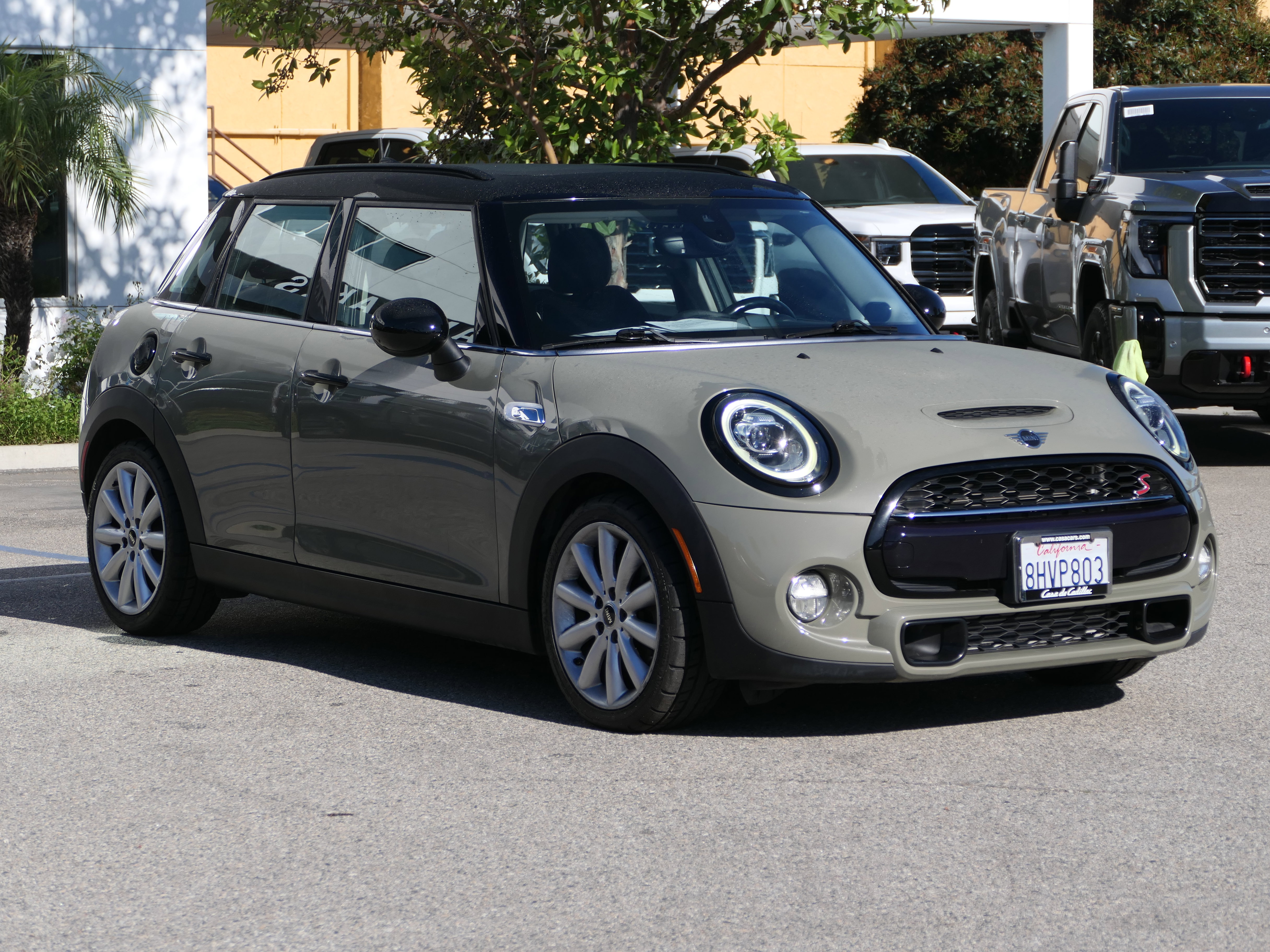 Used 2019 MINI Cooper S w/ Premium Package FWD image 7