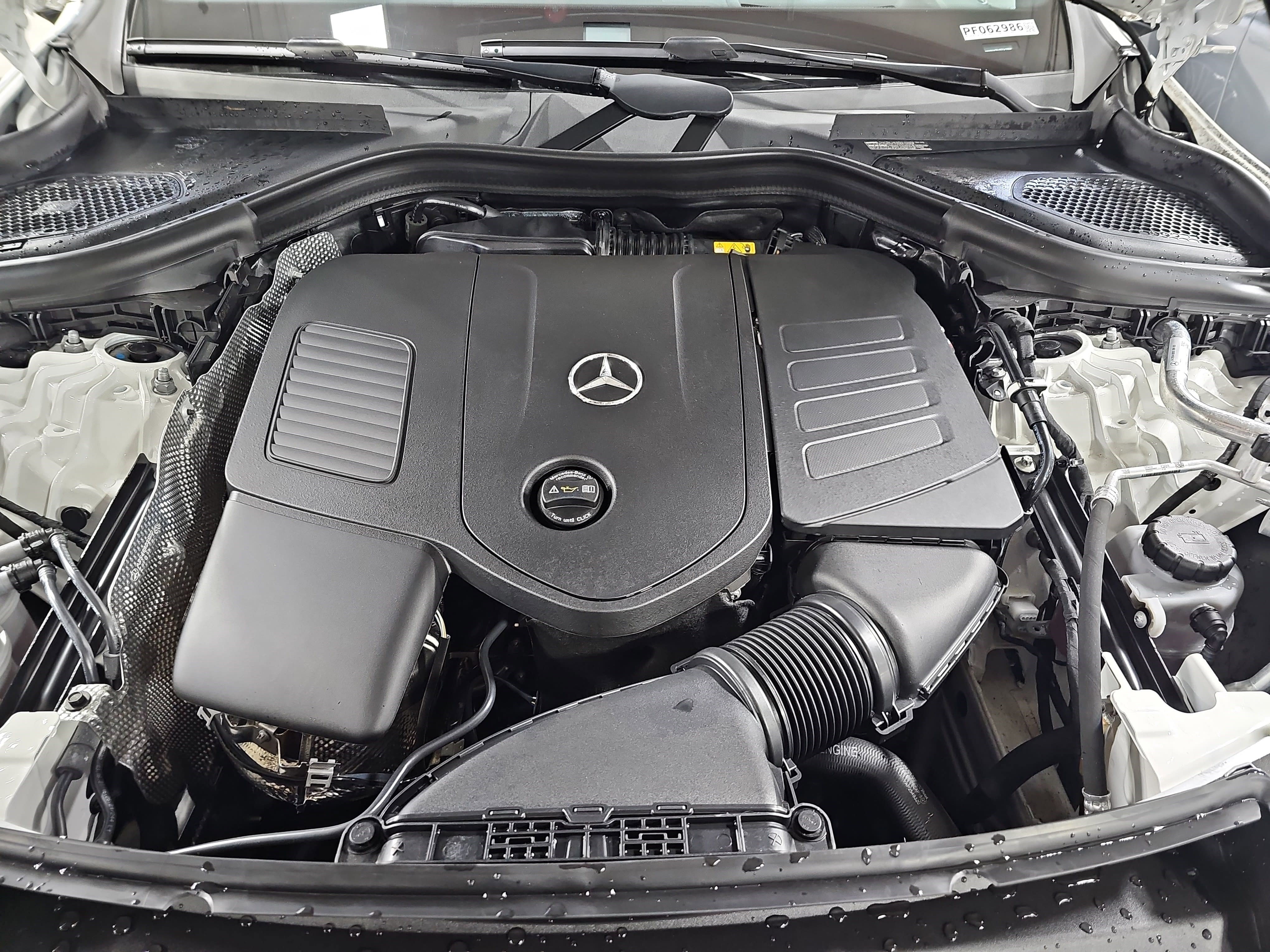 Used 2023 Mercedes-Benz GLC 300 image 33