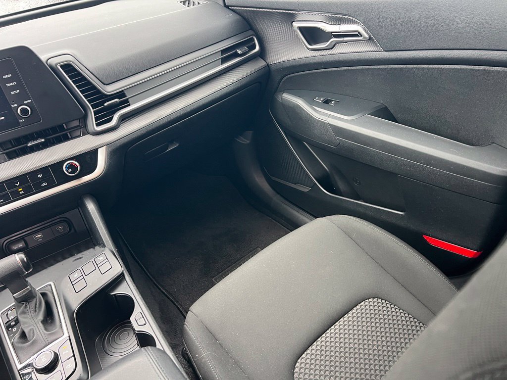 Certified 2023 Kia Sportage LX AWD/4WD image 11