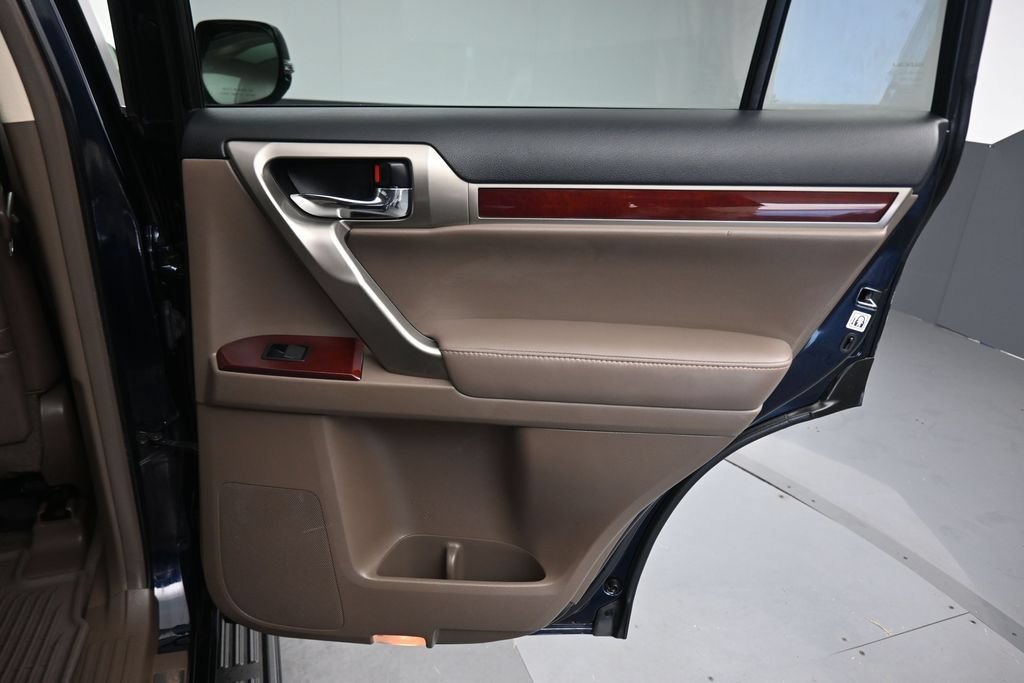 Used 2019 Lexus GX 460 Premium AWD/4WD image 41